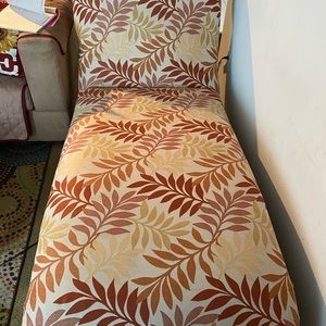 Tan Used Indoor Lounge Chair